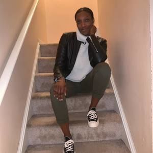 Meet your Posher, Taelor